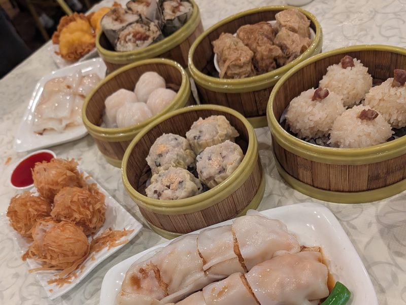 Well Season | Dim Sum Seafood food